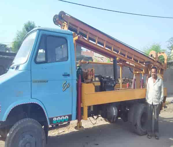 RDS300 Hydraulic Diamond Core Drilling Rig on Truck